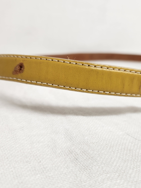 Fossil Womens Medium Mustard Yellow Skinny Belt Leather - Picture 3 of 9